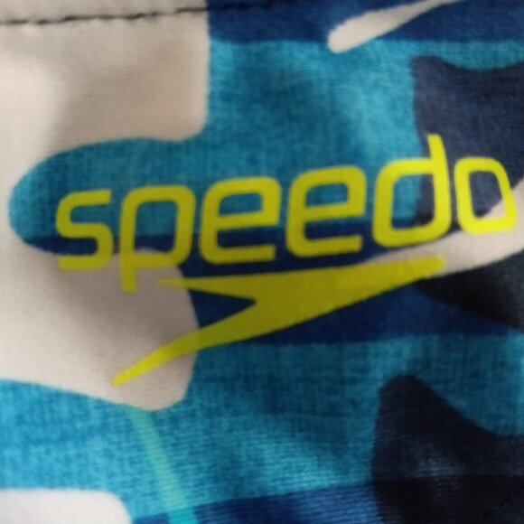 SPEEDO SWIM BRIEF, SIZE 30", BLUE LEAF PATTERN - (*) Pre-owned - Picture 4 of 8
